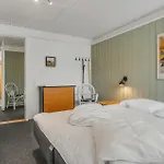 Lovely In With Kitchen Neksø